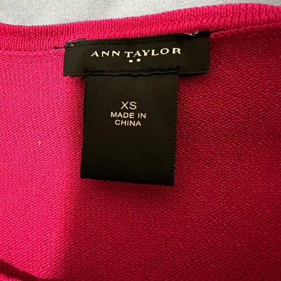 NWOT, Ann Taylor Sweater - Picture 10 of 11